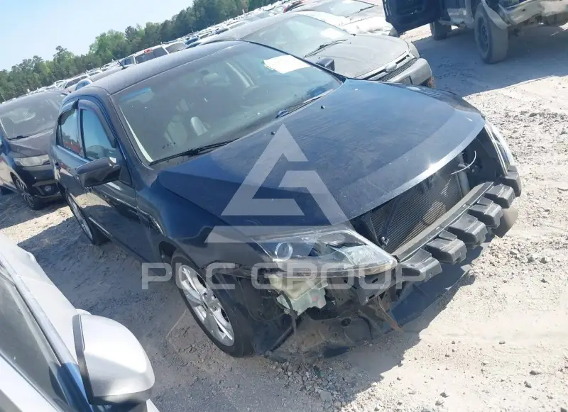 2012 Ford FUSION фото