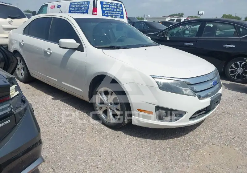 2012 Ford FUSION фото