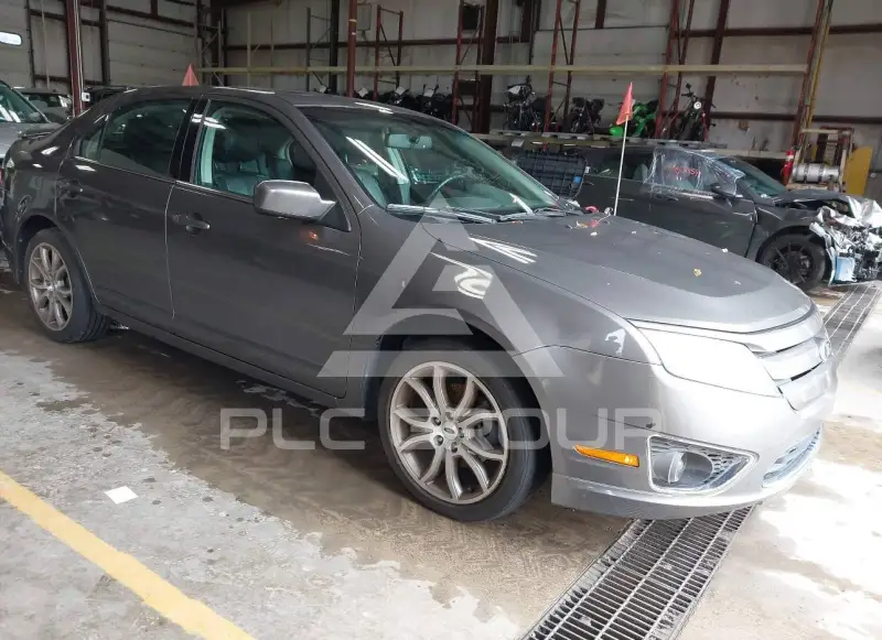 2012 Ford FUSION фото
