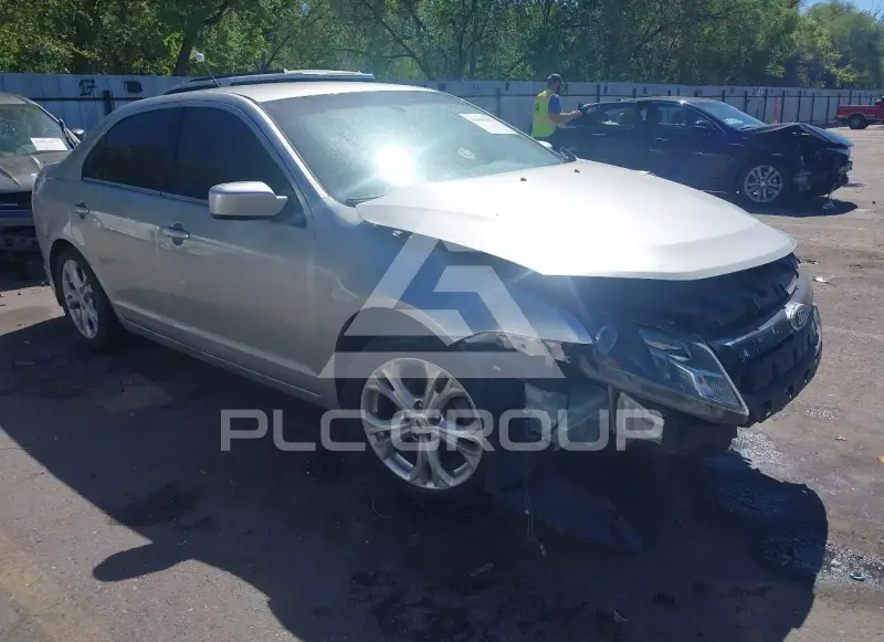 2012 Ford FUSION фото