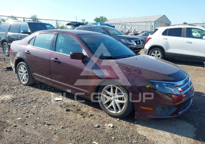 2012 Ford FUSION фото