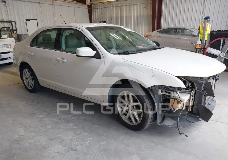 2012 Ford FUSION photo