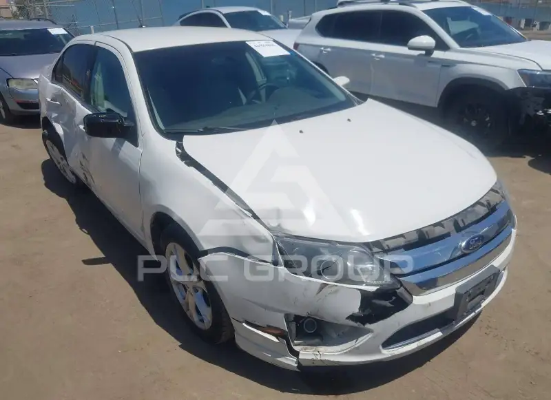 2012 Ford FUSION фото