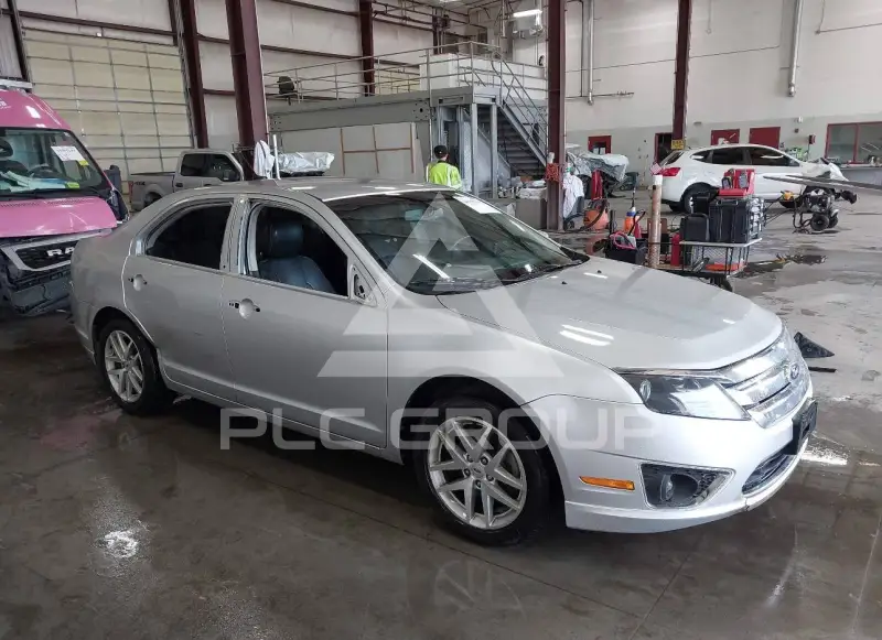 2012 Ford FUSION фото