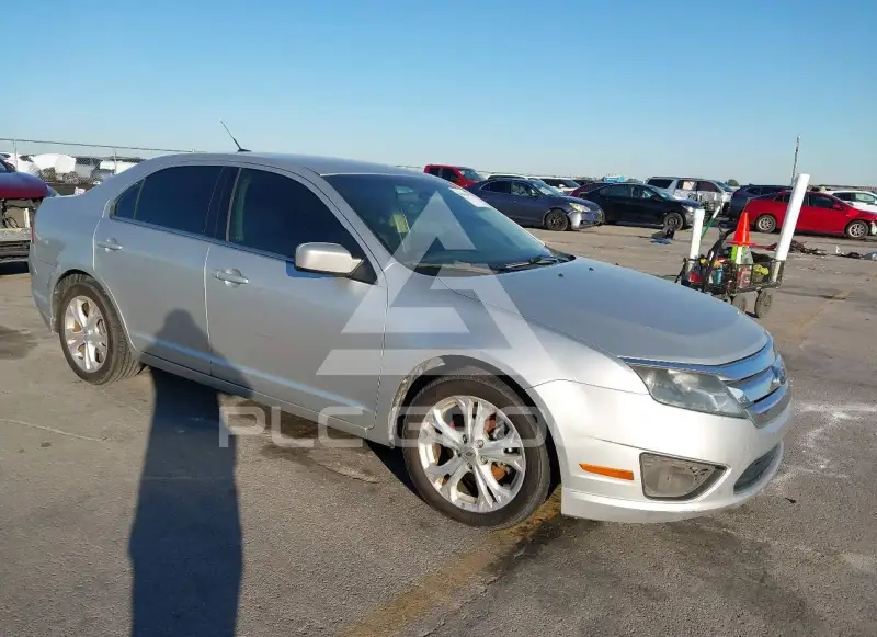 2012 Ford FUSION фото