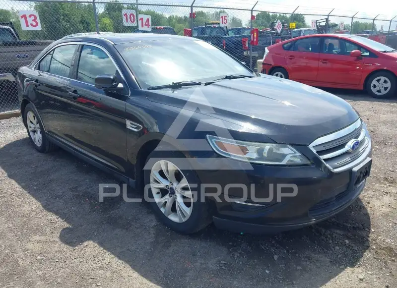 2012 Ford TAURUS photo