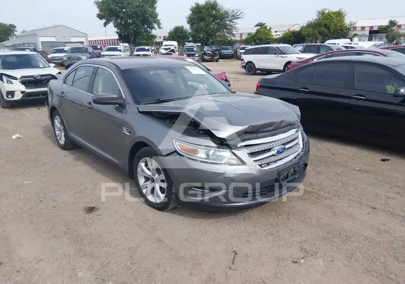 2012 Ford TAURUS фото