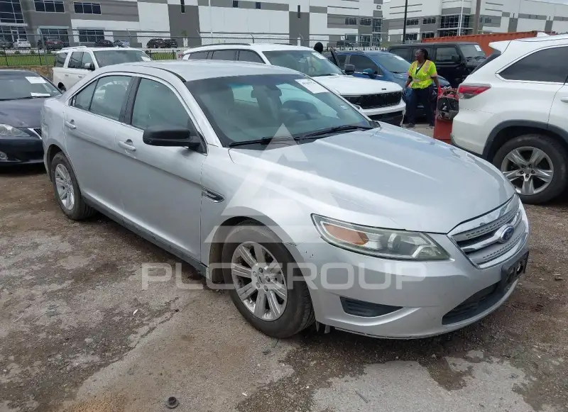 2012 Ford TAURUS фото