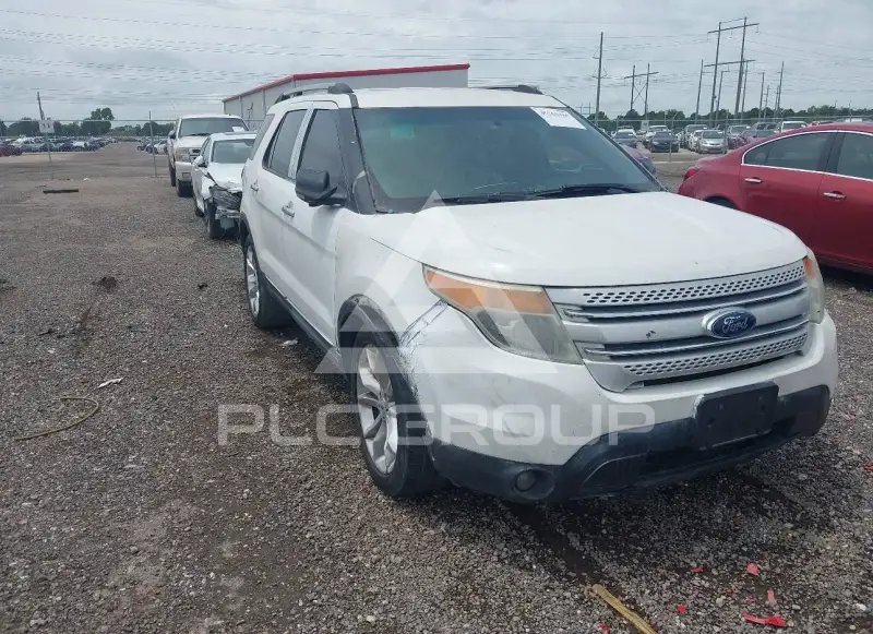 2012 Ford EXPLORER photo