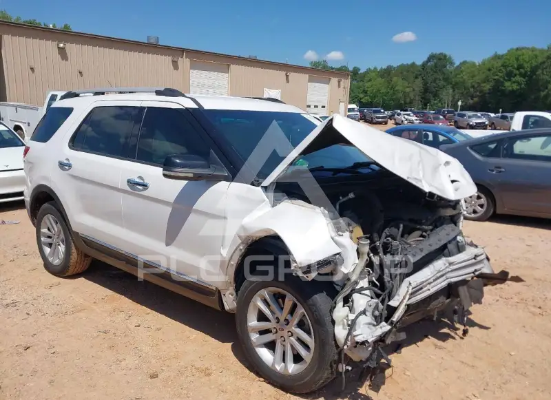 2012 Ford EXPLORER photo