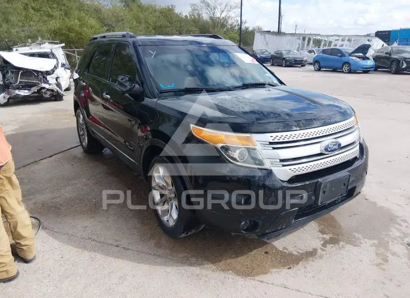 2012 Ford EXPLORER photo