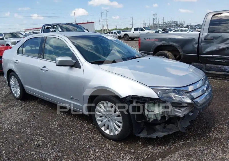 2012 Ford FUSION фото