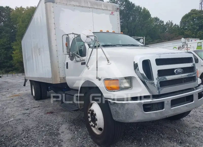 2012 Ford F-650 photo