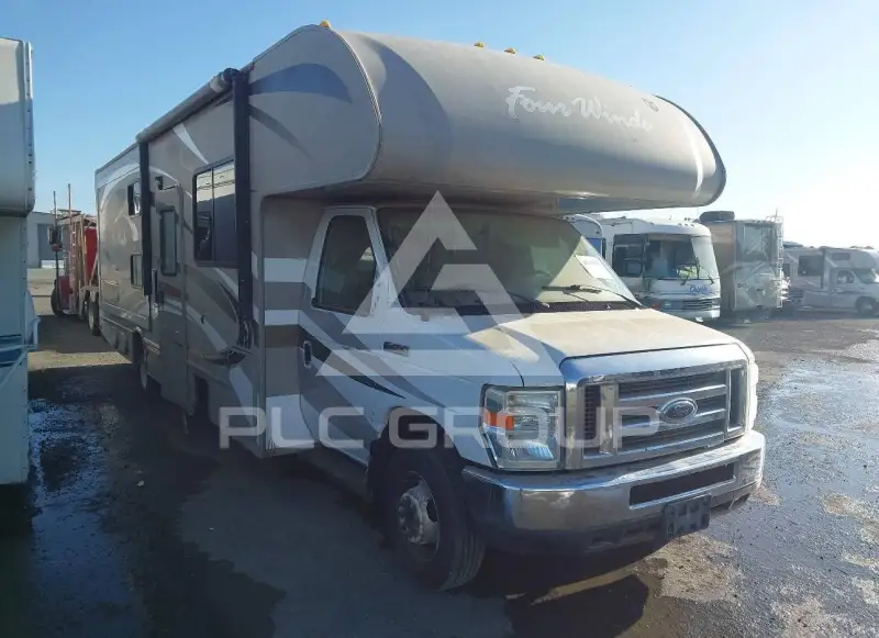 2012 Ford E-450 photo
