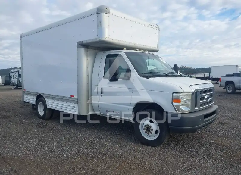 2012 Ford E-450 photo