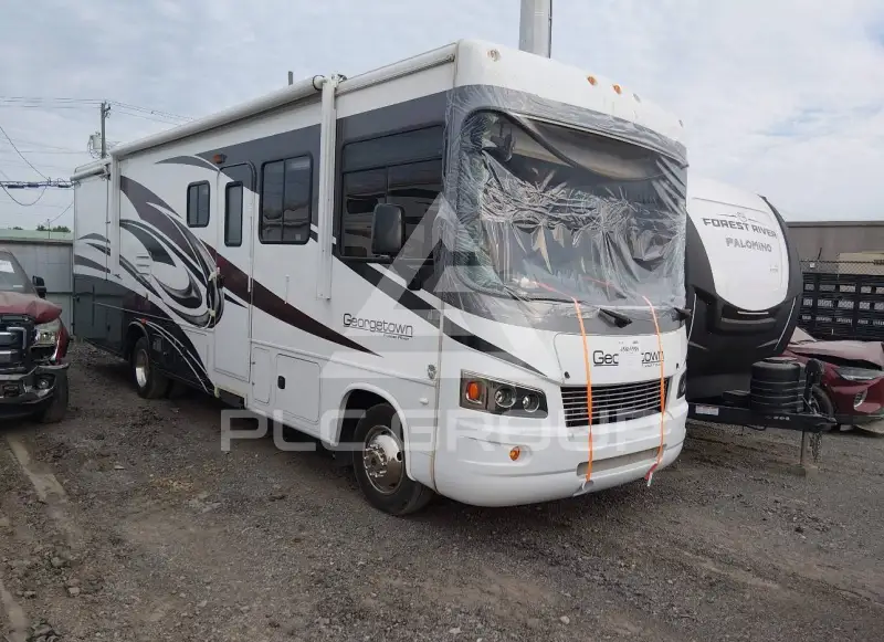 2012 Ford F-530 фото