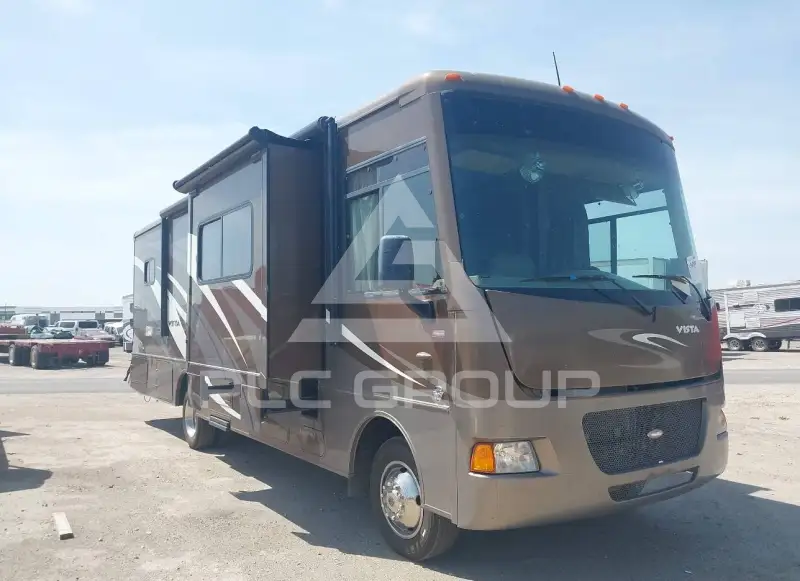 2012 Ford F-530 photo