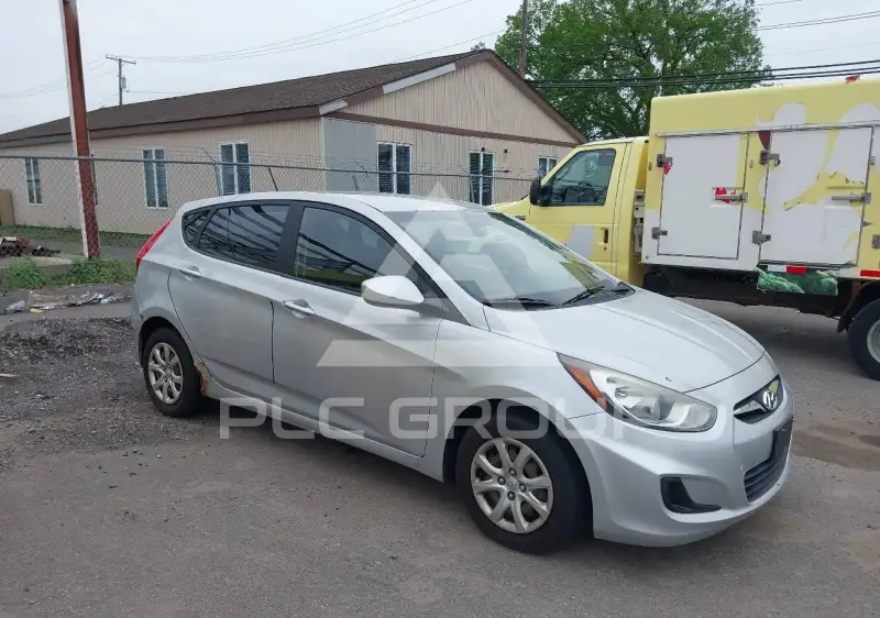 2012 Hyundai Accent фото