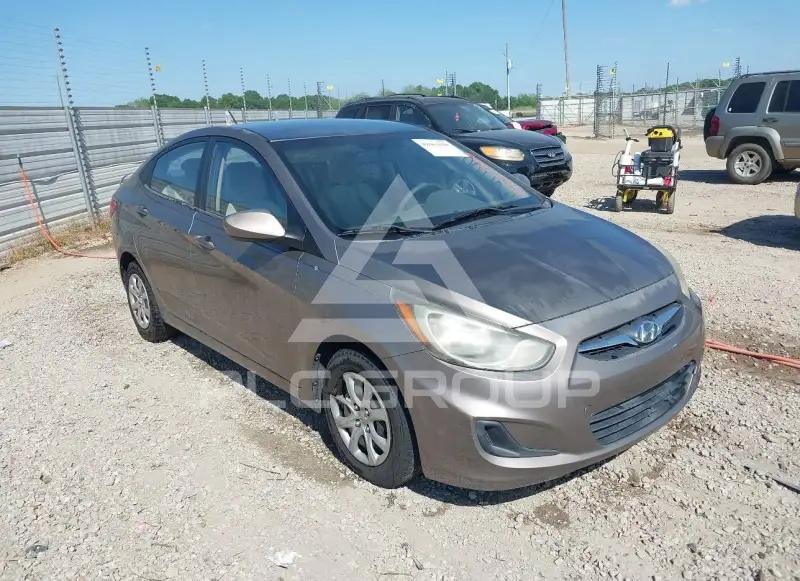 2012 Hyundai Accent фото