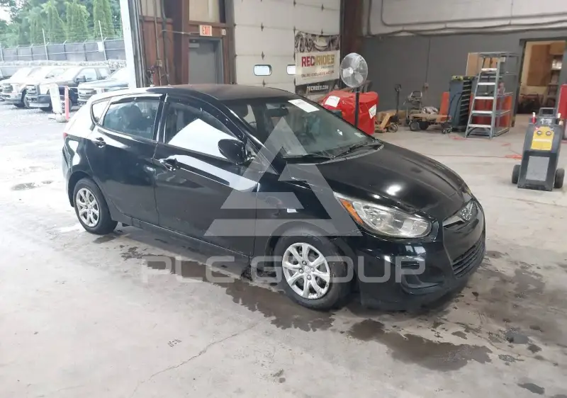 2012 Hyundai Accent фото