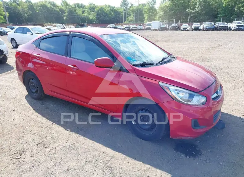 2012 Hyundai Accent photo