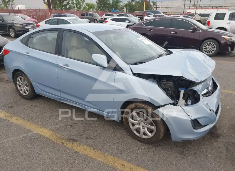 2012 Hyundai Accent фото