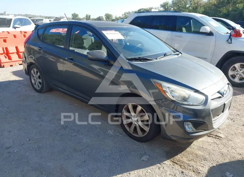 2012 Hyundai Accent фото