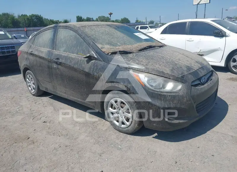 2012 Hyundai Accent photo