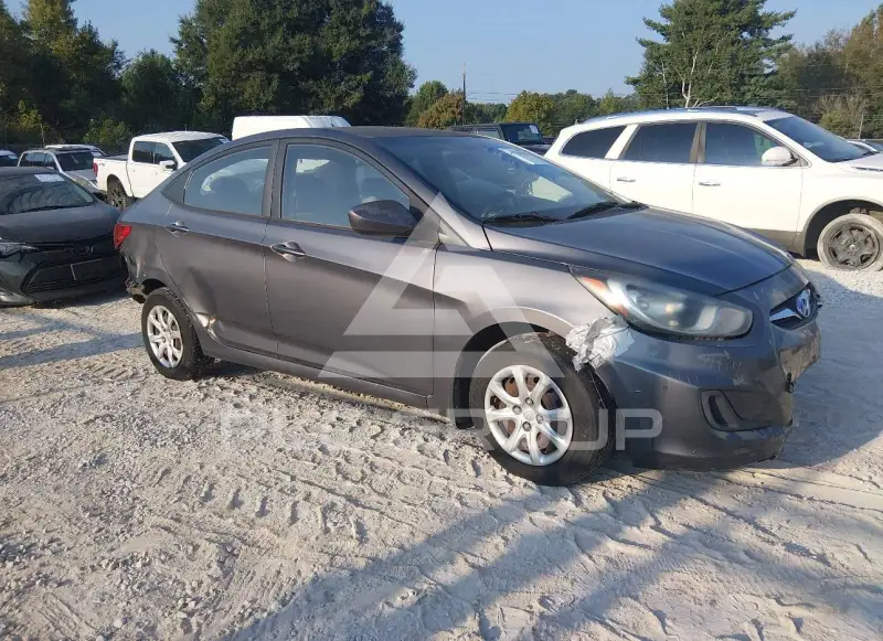 2012 Hyundai Accent photo