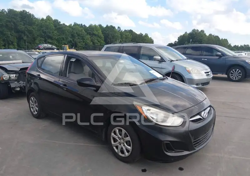 2012 Hyundai Accent photo