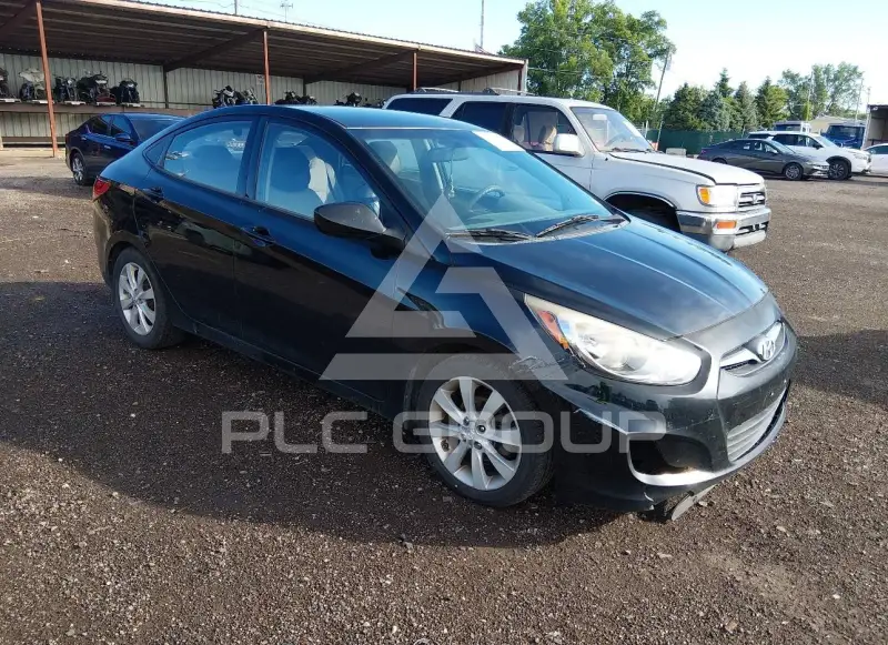 2012 Hyundai Accent фото