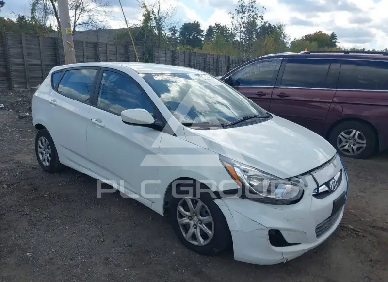 2012 Hyundai Accent photo