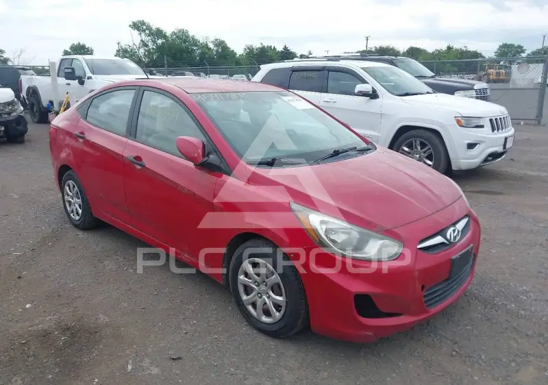 2012 Hyundai Accent фото