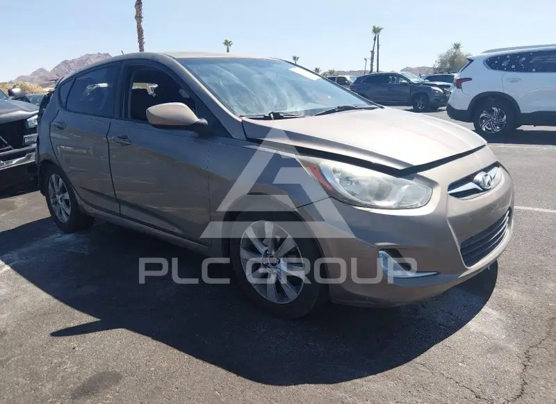 2012 Hyundai Accent photo