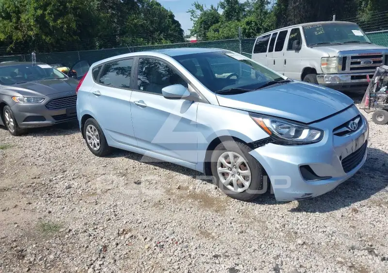 2012 Hyundai Accent photo