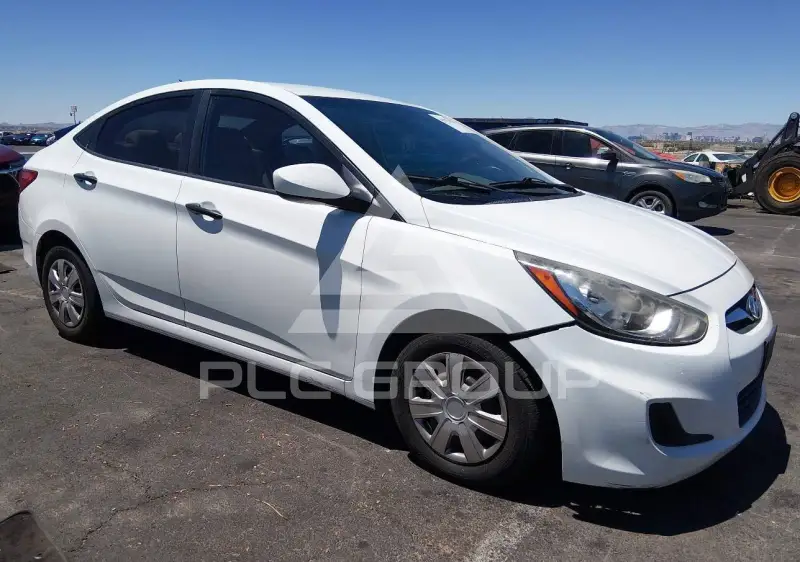2012 Hyundai Accent фото
