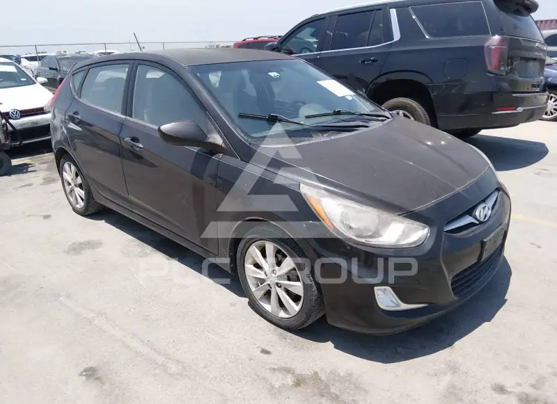 2012 Hyundai Accent фото