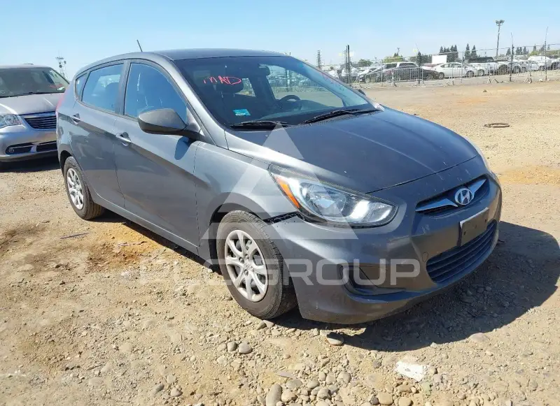 2012 Hyundai Accent photo
