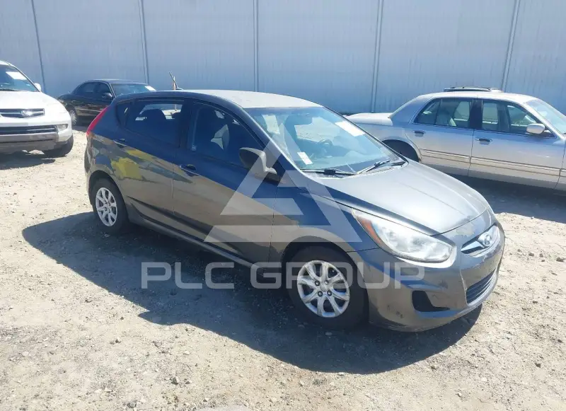 2012 Hyundai Accent фото