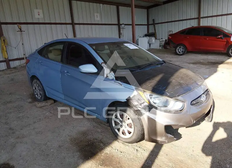 2012 Hyundai Accent фото