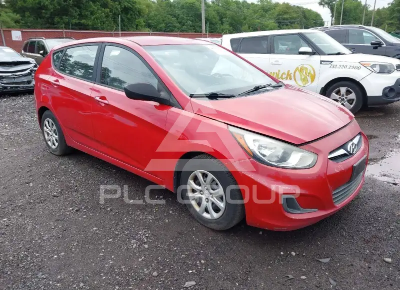 2012 Hyundai Accent photo