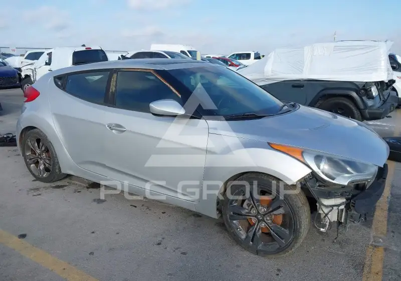 2012 Hyundai Veloster фото