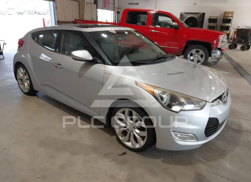 2012 Hyundai Veloster photo