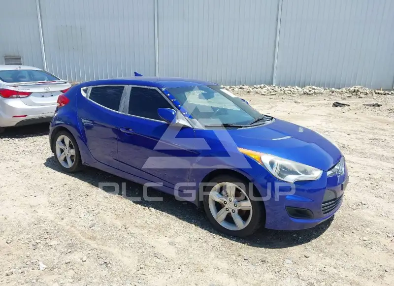 2012 Hyundai Veloster photo