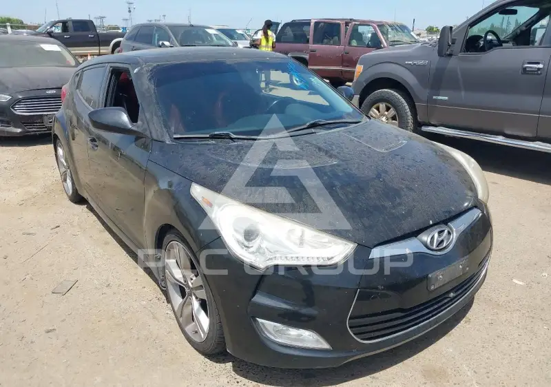 2012 Hyundai Veloster photo