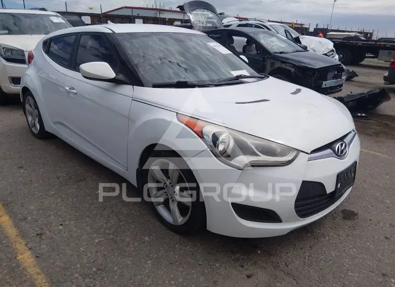 2012 Hyundai Veloster photo