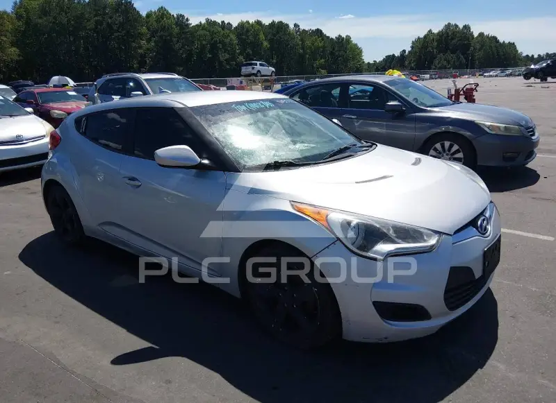 2012 Hyundai Veloster photo