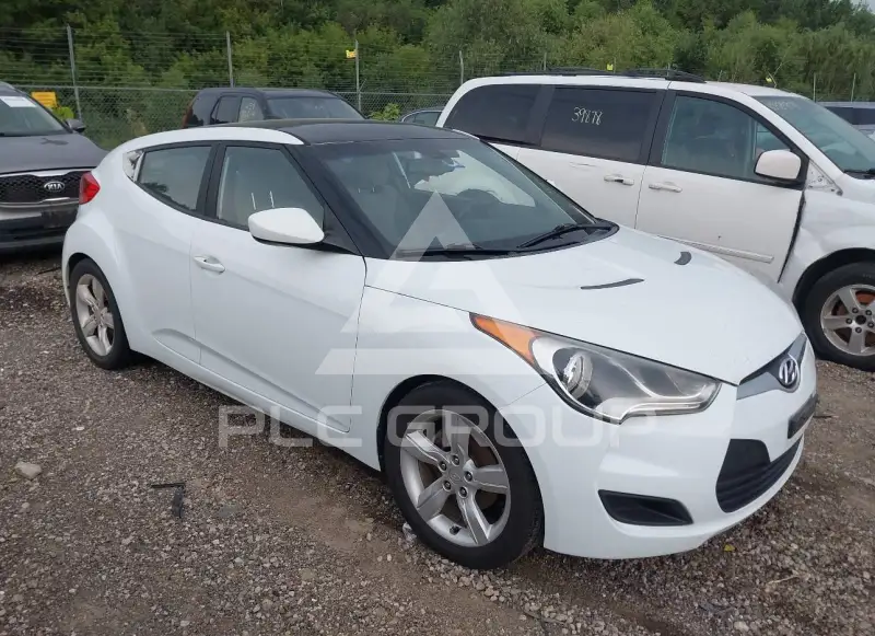 2012 Hyundai Veloster photo
