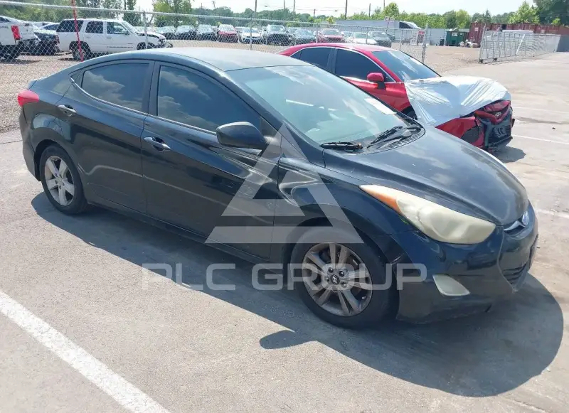 2012 Hyundai Elantra photo