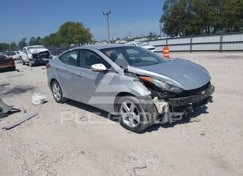 2012 Hyundai Elantra photo